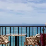 Rocca Della Sena 4* تروبيا