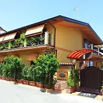 Rocca Della Sena فندق