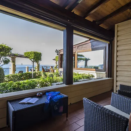 Rocca Della Sena 4* Tropea