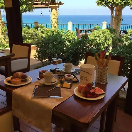 Rocca Della Sena Hotel