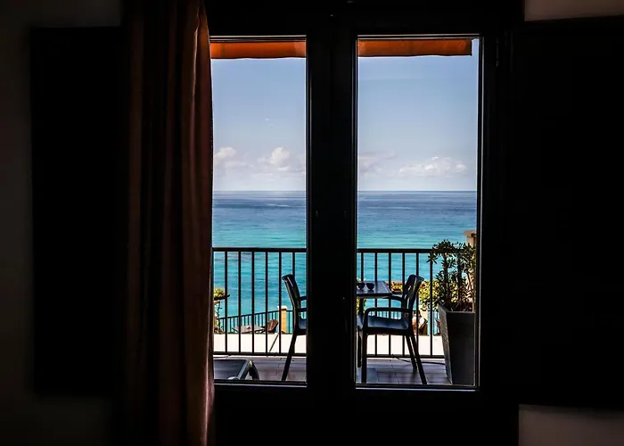 罗卡德拉塞纳酒店 4*