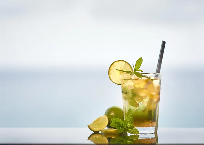 罗卡德拉塞纳酒店