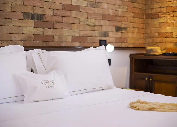 罗卡德拉塞纳酒店 酒店